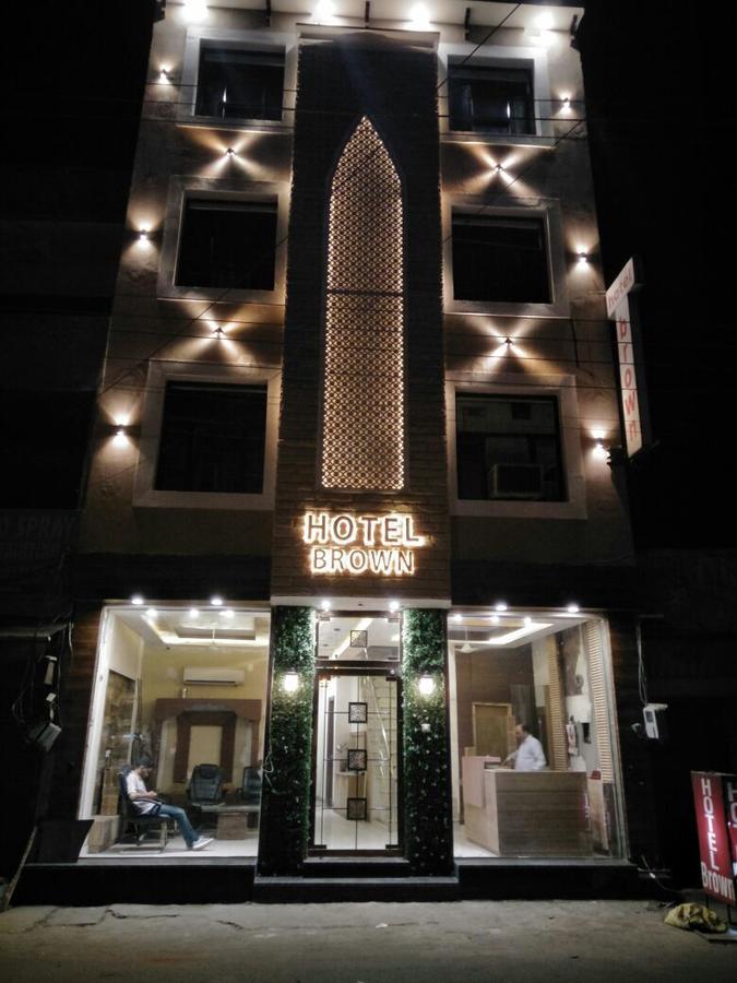 Hotel Brown 루드히아나 외부 사진