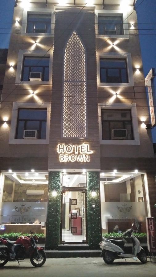 Hotel Brown 루드히아나 외부 사진